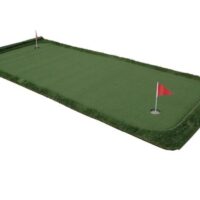 Portable putting green complete