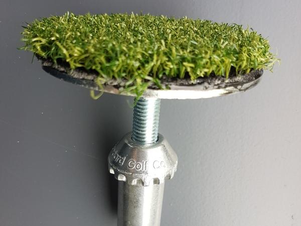 Cup shutter for artificial greens
