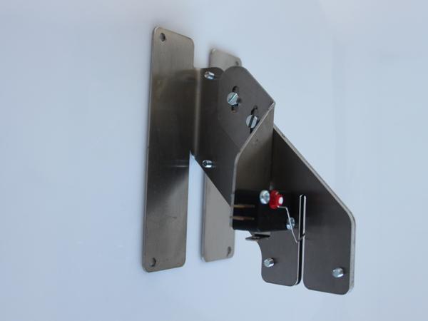 Coin acceptor assembly for Range Maxx tokens 4